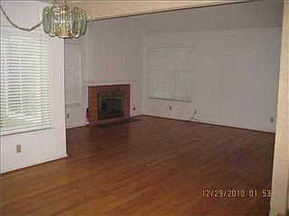 3rd image of 10143 Zapata Ave