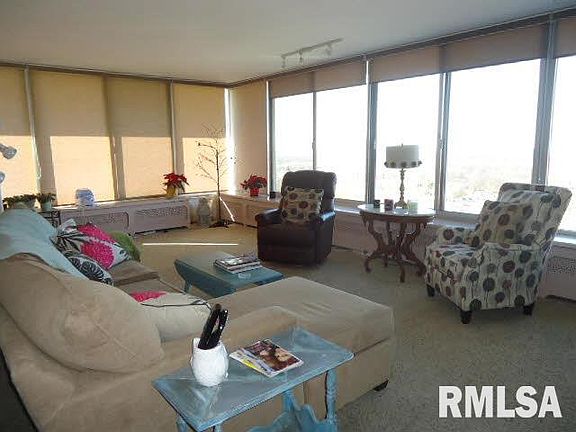 3rd image of 1337 21st Ave #10B