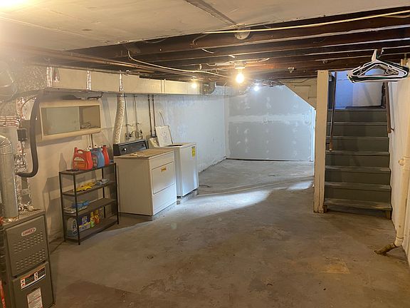 5th image of 8516 Kathleen Ave