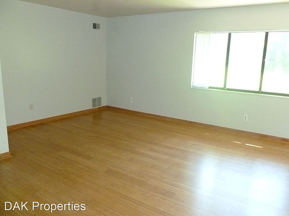 2nd image of N111W15831 Vienna Ct APT 3
