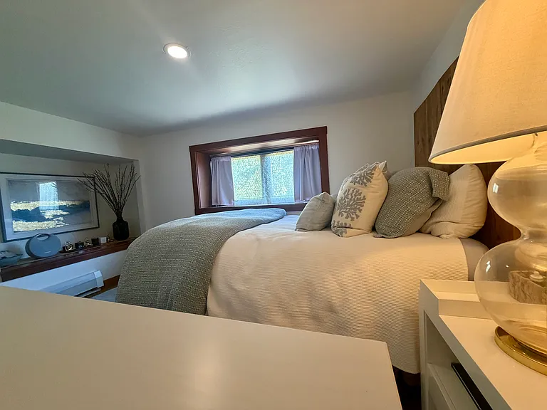 2431 Mar East St #B — Photo 9