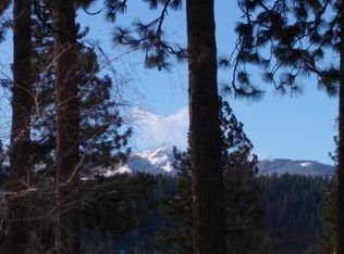 704 S Old Stage Rd, Mount Shasta, CA 96067