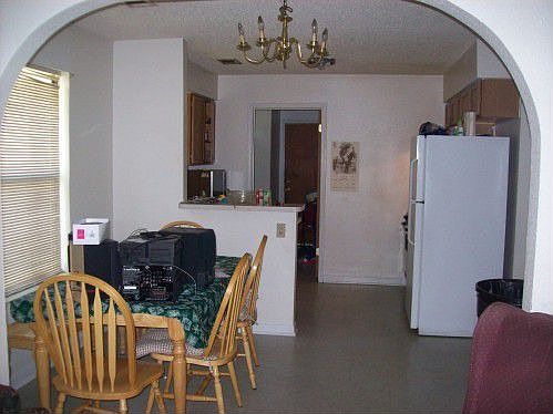 3rd image of 1214 S Laredo St