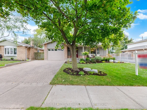 840 Hemlock Dr, Milton, ON L9T 3V5