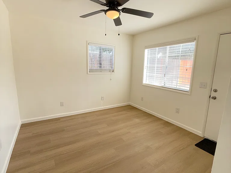 25539 Lane St #2 — Photo 2