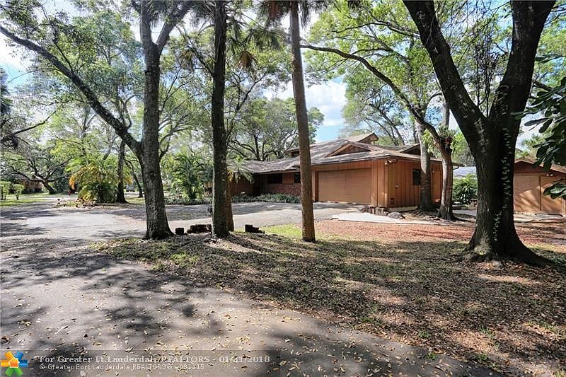 1st image of 1731 SW 30th Pl