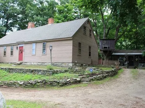 158 Park Rd, Putnam, CT 06260