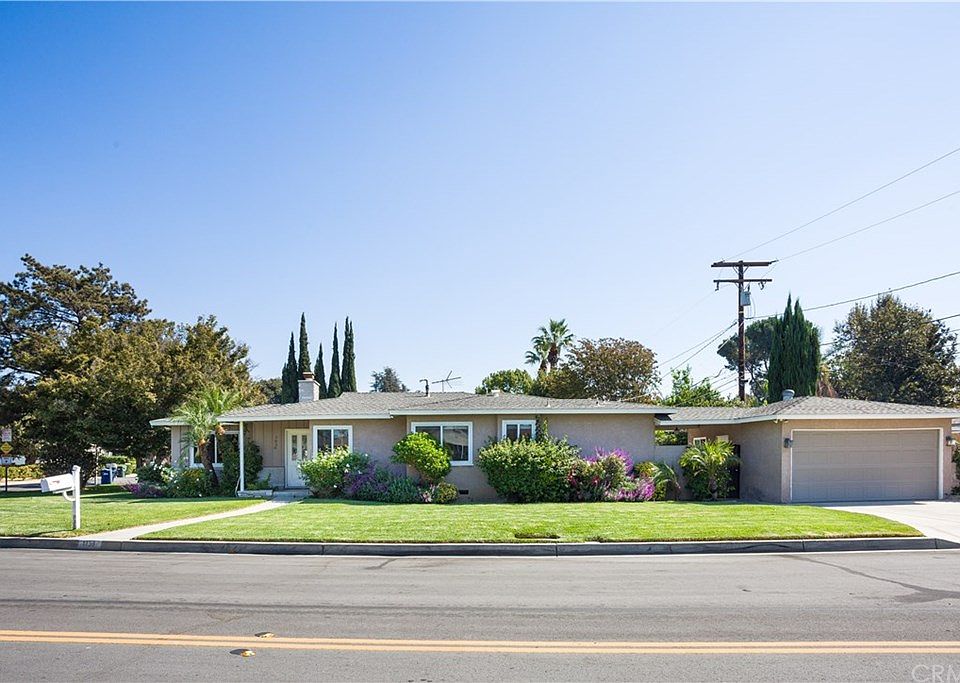 1st image of 1858 Encino Ave