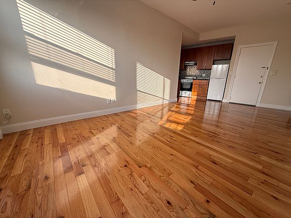 4th image of 24-26 N Dean St APT 4