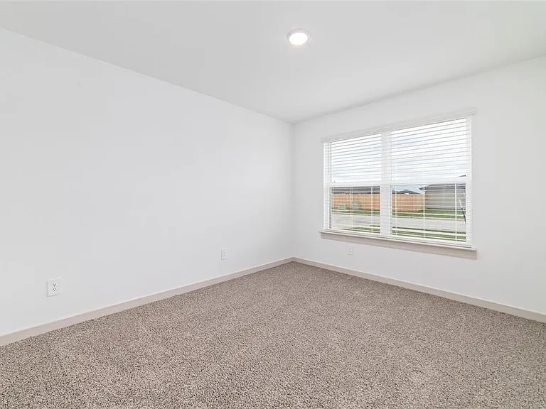 7207 Sunbreeze Ln — Photo 25