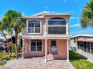 1207 Nettles Blvd, Jensen Beach, FL 34957