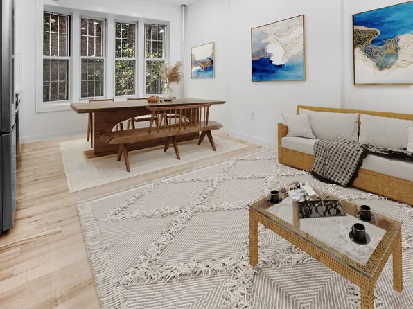 222 E 95th St, New York, NY