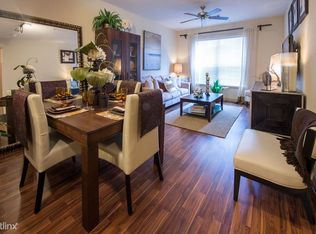 6927 Fm 1960 Rd W, Houston, TX 77069