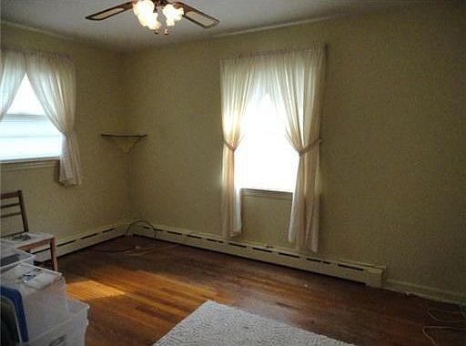 4th image of 31 Quaid Ave