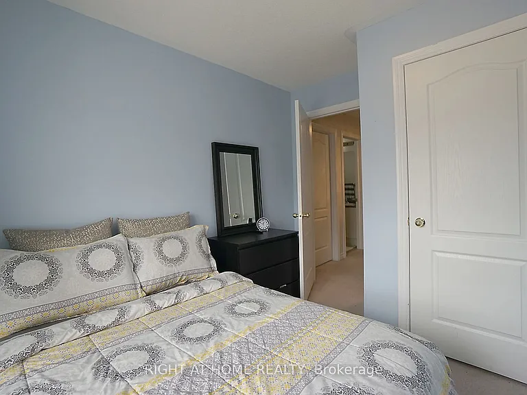 15 Magdalene Cres — Photo 29
