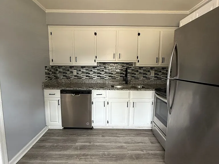 2913 Skyline Dr — Photo 5