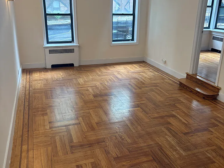 475 W 186th St #1F — Photo 1