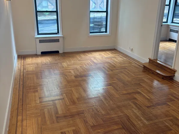 475 West 186th Street image 1 of 9