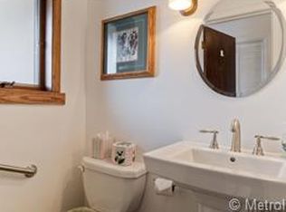 10500 W 22nd Pl, Lakewood, CO 80215