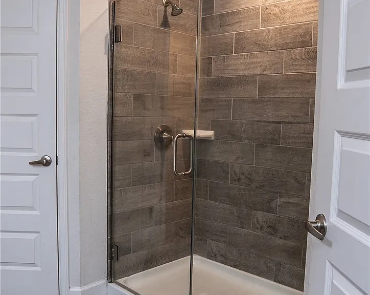 1100 Diplomat Pkwy W — Photo 19