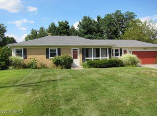 3902 Yew Ave, Kalamazoo, MI 49006