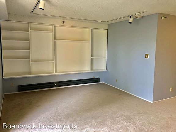 5th image of 8332 Shelter Creek Ln