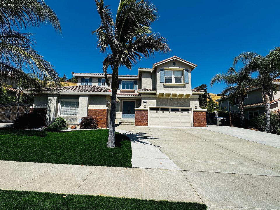 1st image of 3832 Carrera Ct