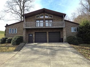 7427 Hatchery Rd, Ashland, KY 41102