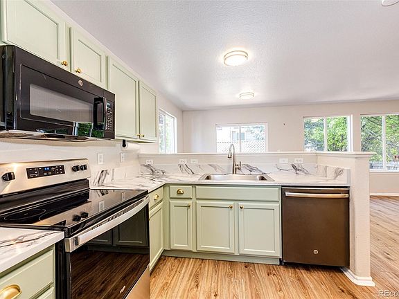 5th image of 3173 E 106th Avenue