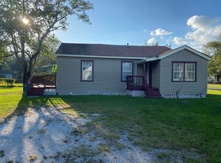 1719 12th St, Pascagoula, MS 39567