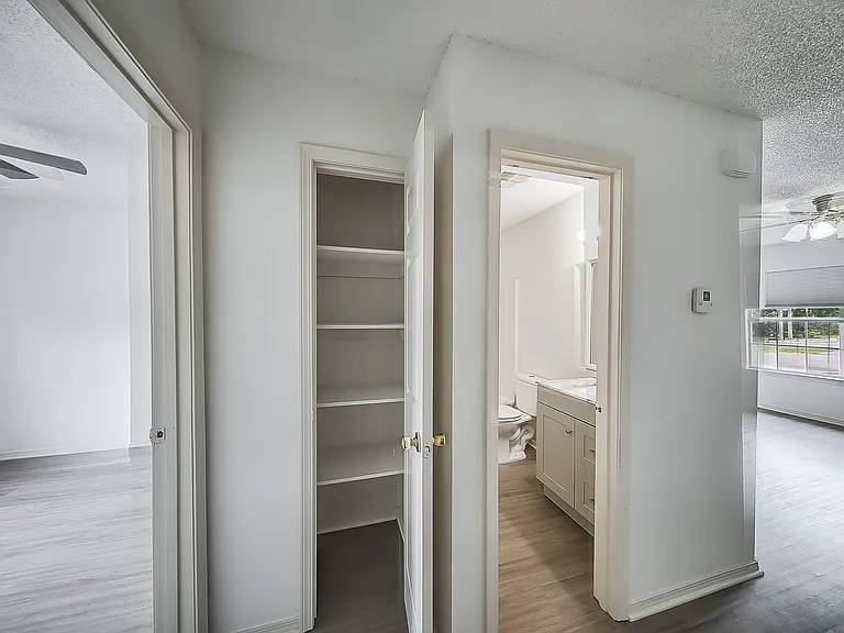 1001 Main St SE #2 — Photo 13