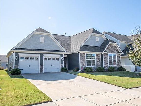 3rd image of 4008 Highgate Ln