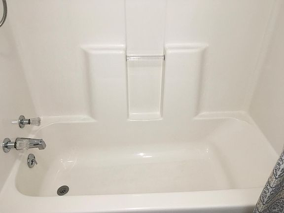 3rd image of 30776 Crag View Dr #B