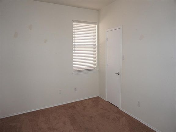 5th image of 2518 Wakecrest Dr