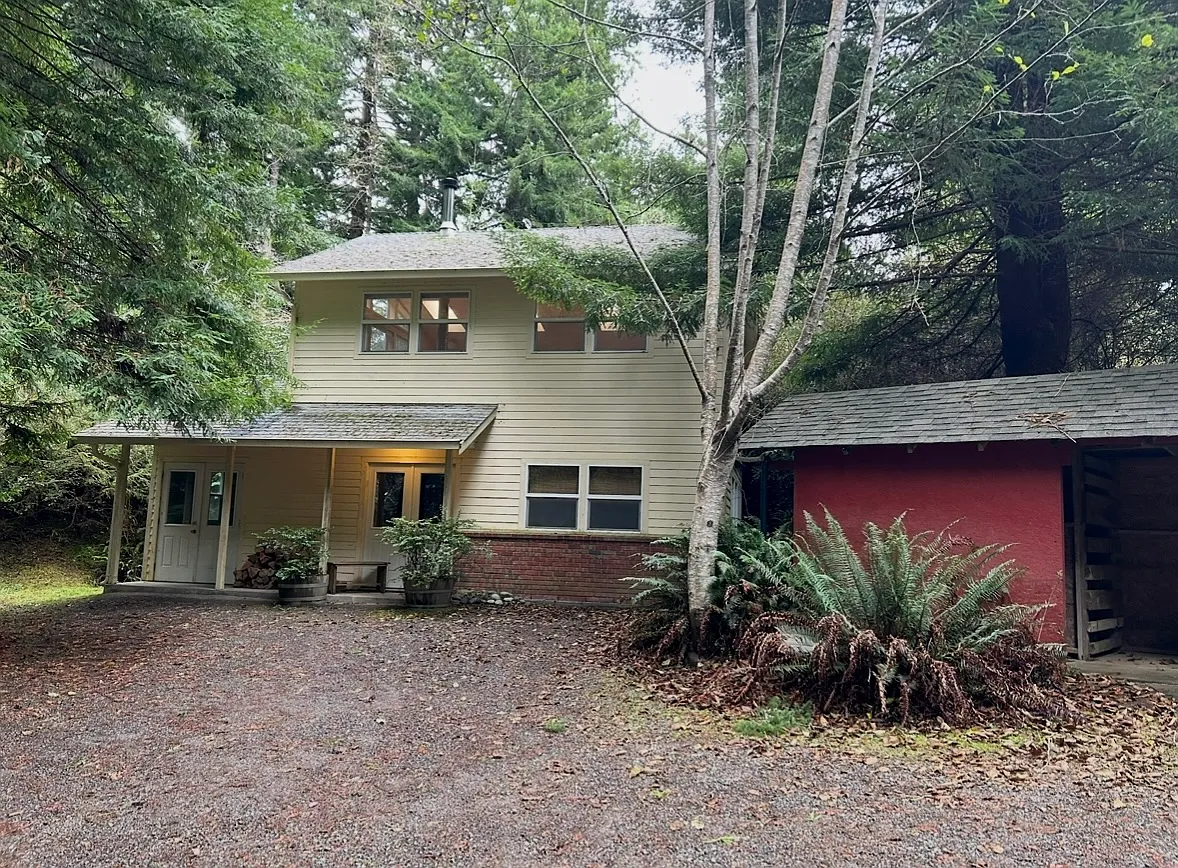 Fickle Hill Rd, Arcata — Photo 1