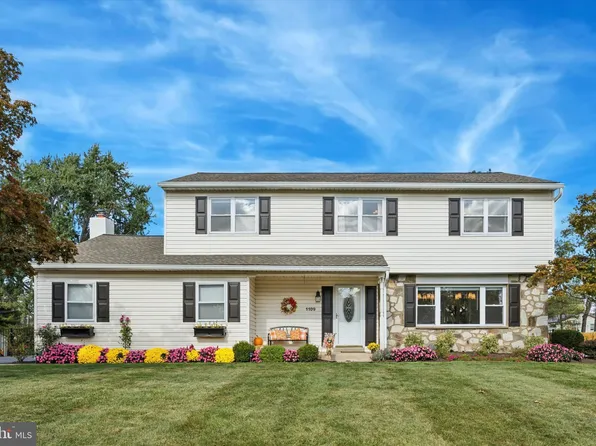 1109 Walnut Ln, Lansdale, PA 19446