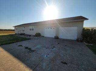 815 W 1st St, Lucas, KS 67648