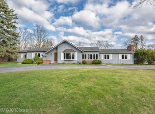 13120 N Beck Rd, Plymouth, MI 48170