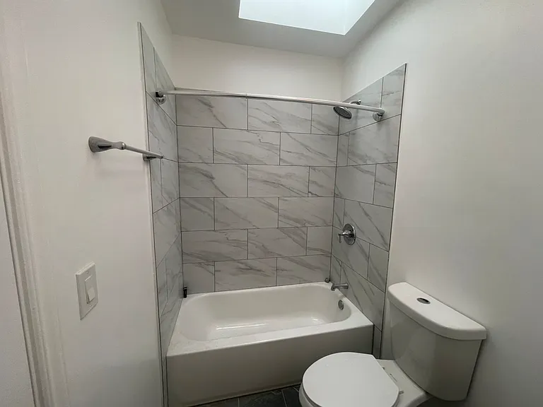 4383 N Elston Ave #5 — Photo 6