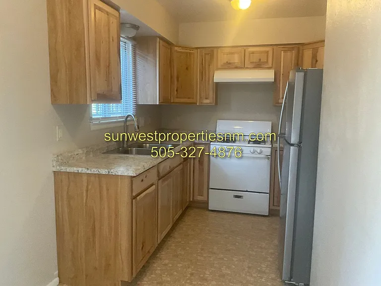 304 N Rio Grande Ave — Photo 4