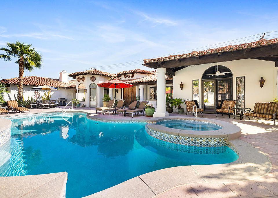 1st image of 51230 Avenida Obregon