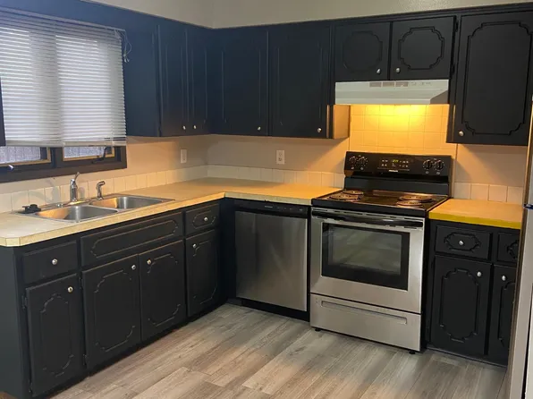 1514 E 16th St, Des Moines, IA 50316