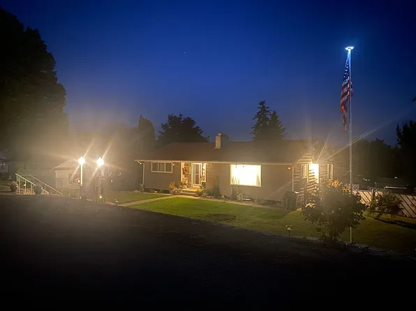 229 W Ash St, Genesee, ID 83832