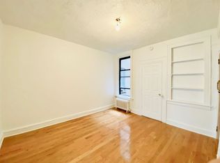 30-78 45th St #R1, Astoria, NY 11103