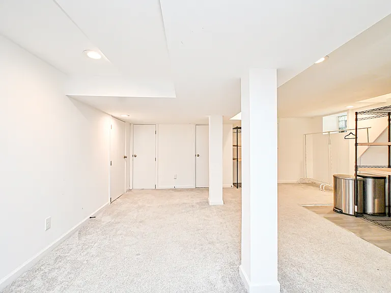 2216 Burnett Ave #2 — Photo 11
