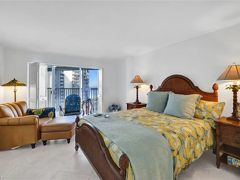 4041 Gulf Shore Blvd N #907 — Photo 22