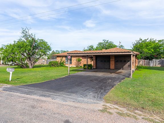2nd image of 1424 Sunset Dr