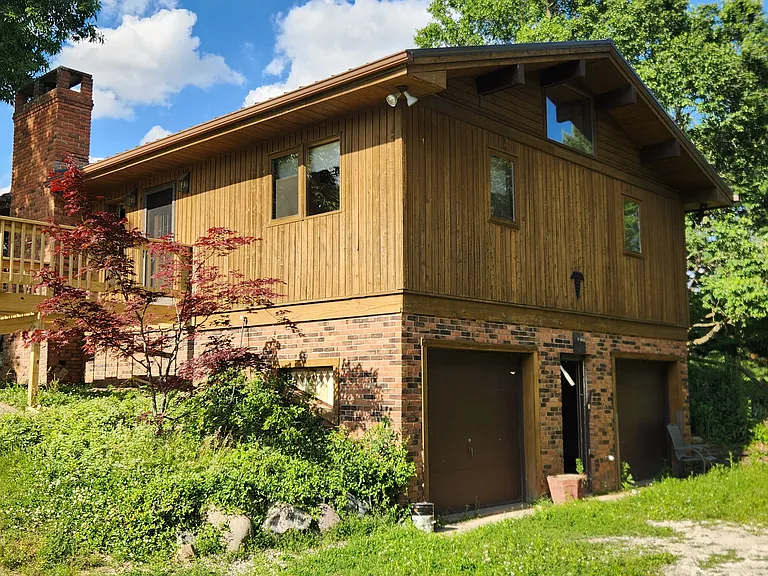 5677 Lehr Rd — Photo 9