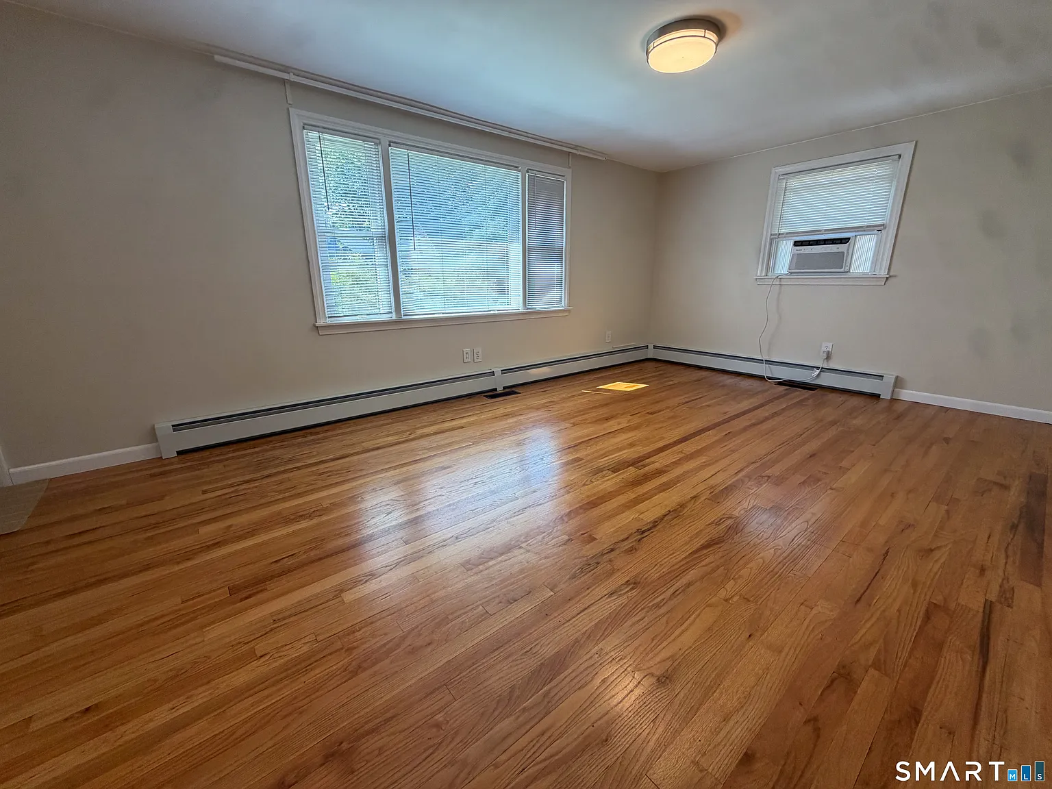 1 bed, 1.0 bath, 625 sqft, $1,500 — Photo 2