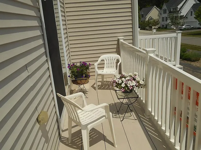10 Footbridge Ln — Photo 8